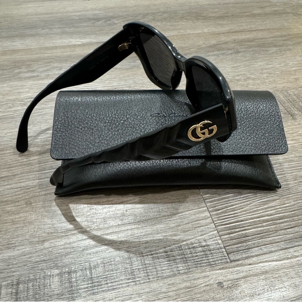 Gucci Butterfly Oversized Acetate Black GG Logo Sunglasses GG0808S - Picture 7 of 15